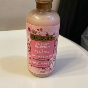 NWOT Cherry blossom and tea rose shower and bath gel with essential oils